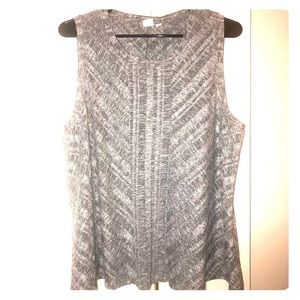 Gap sleeveless top